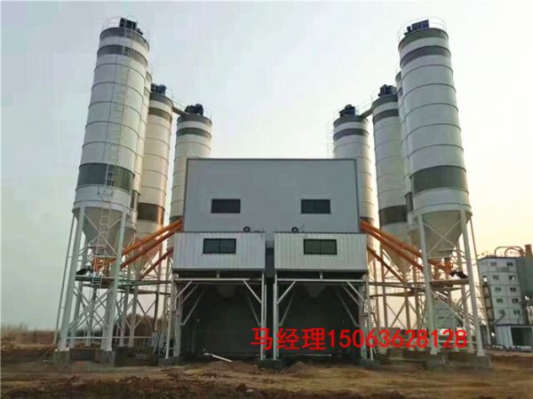 在使用初期，混凝土攪拌站有什么注意事項(xiàng)？